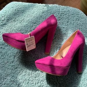 Zara Fuchsia Pink Pumps.